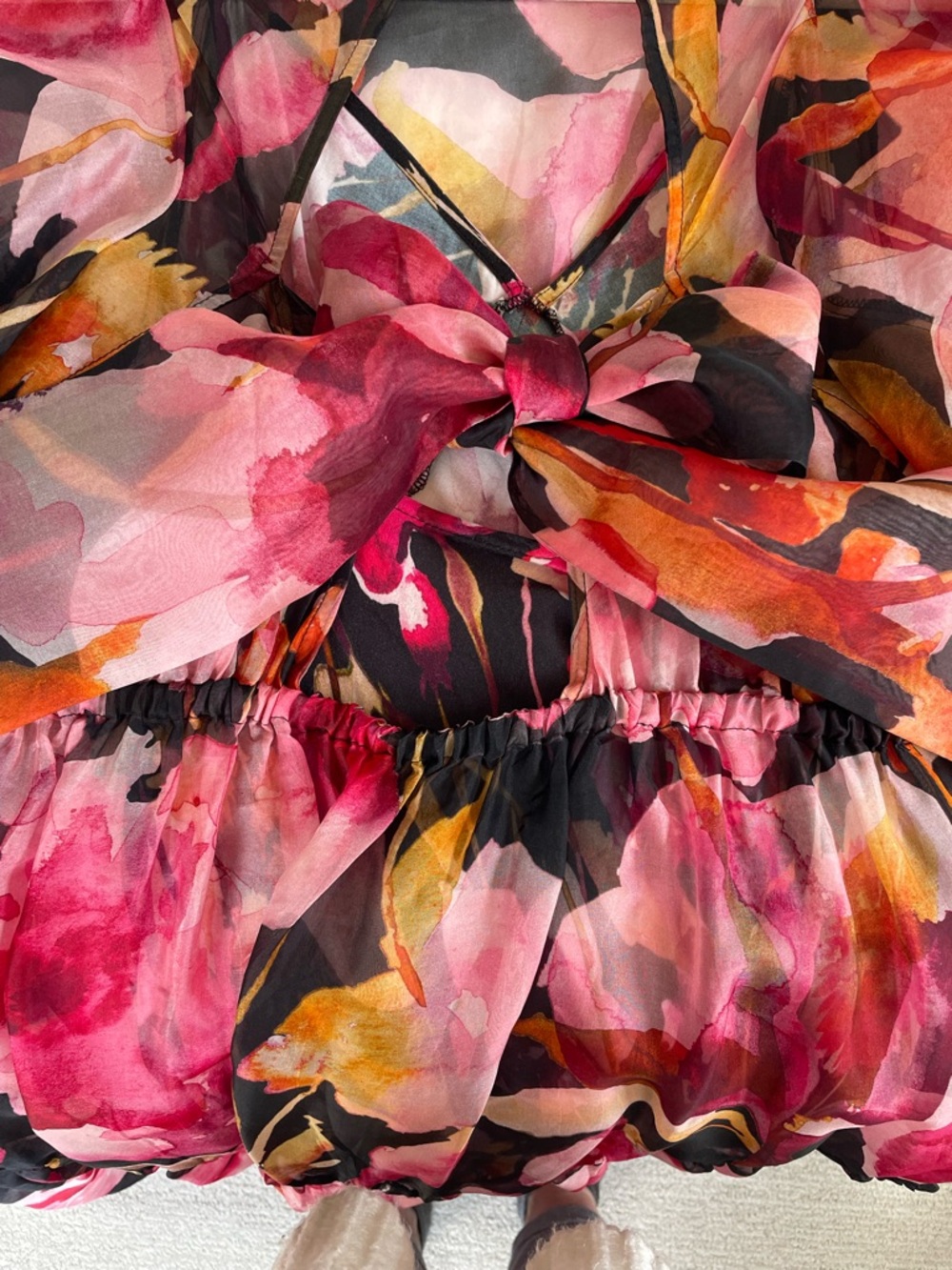 Anthropologie Reds & Black Floral Puff-Sleeve Sheer Tiered Midi Dress Sz 8 - Picture 7 of 8